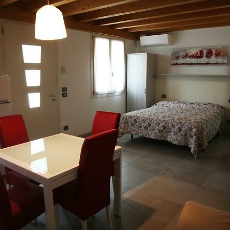 Ca' Vittori Hotell Valeggio sul Mincio Exteriör bild