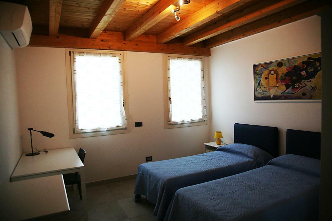 Ca' Vittori Hotell Valeggio sul Mincio Exteriör bild